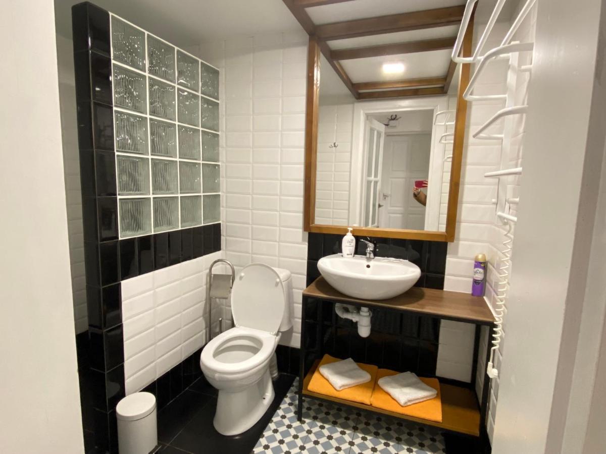 Саквояж Вокзал Bed & Breakfast Lviv Luaran gambar
